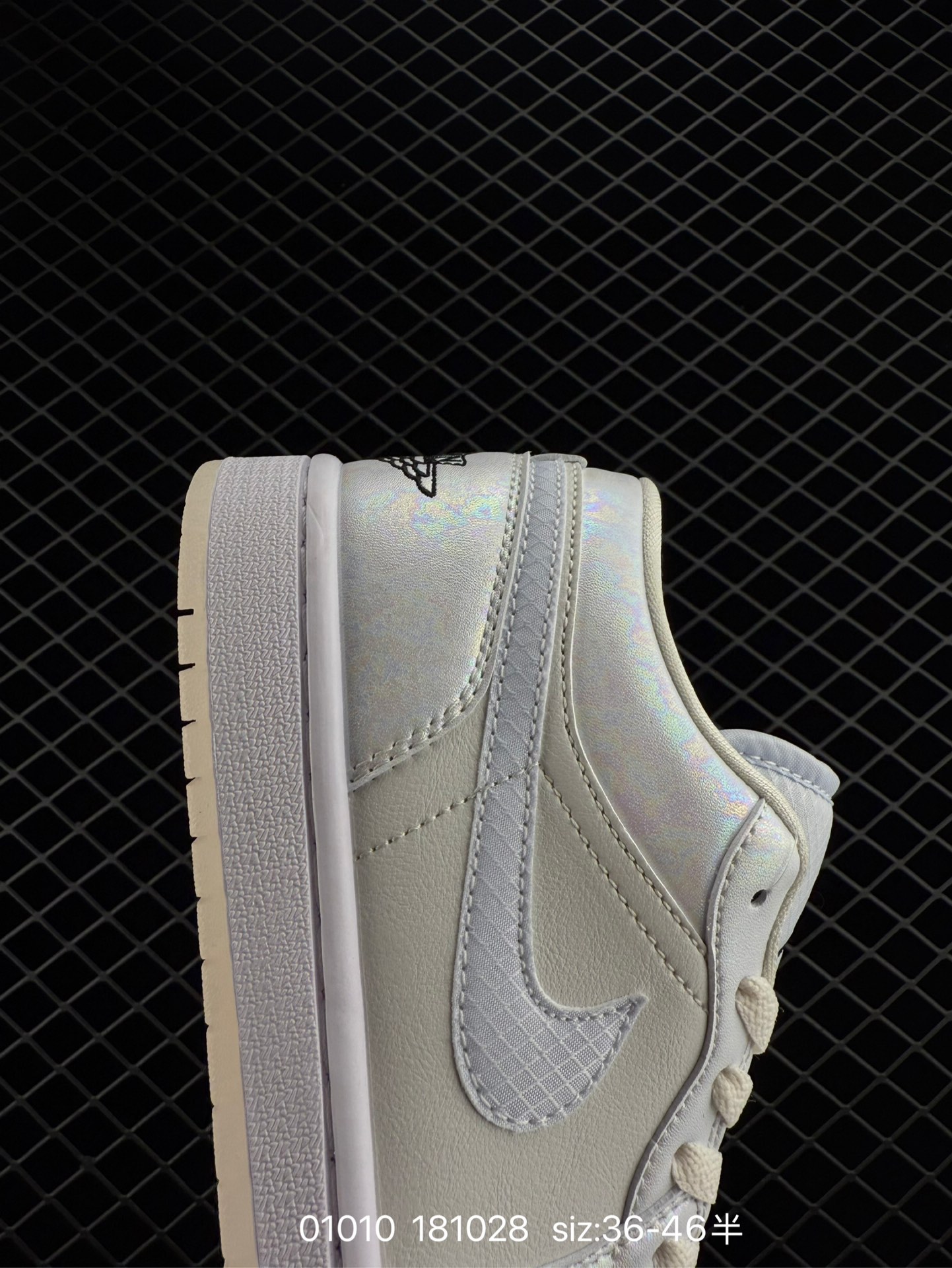 Nike  Air Jordan 1 Low GS“White/Black/Phosphor”